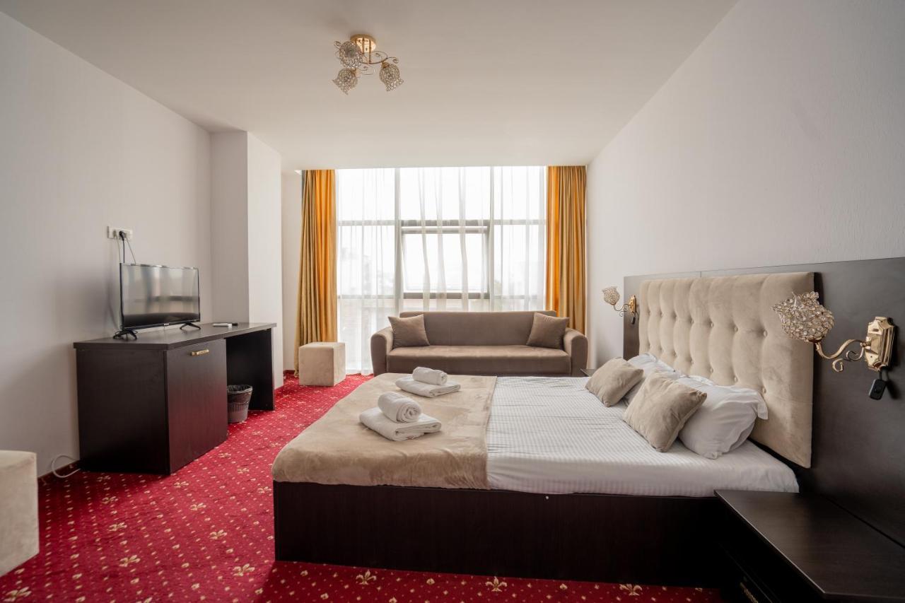 Hotel N Residence Timisoara Bagian luar foto