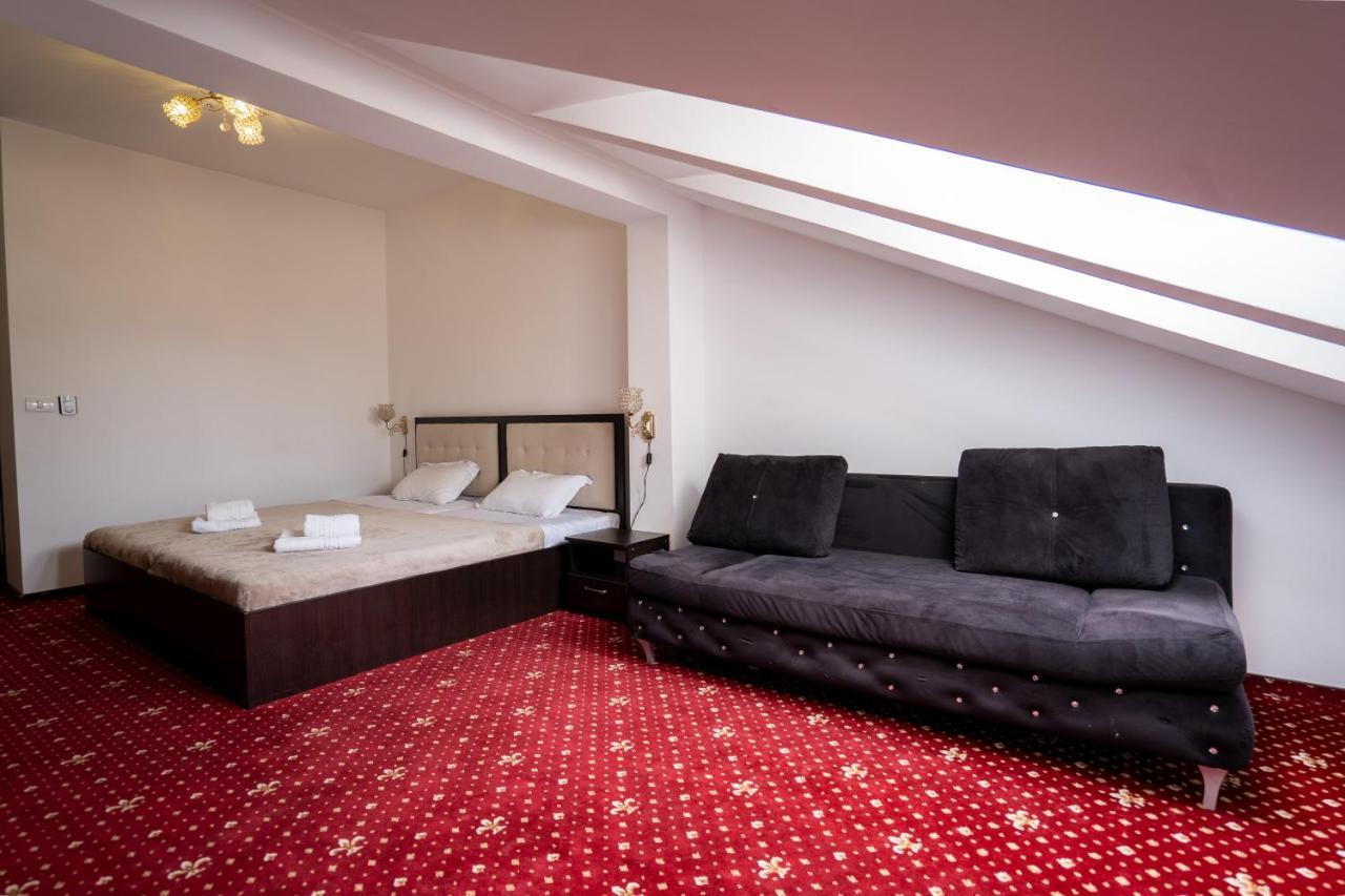 Hotel N Residence Timisoara Bagian luar foto