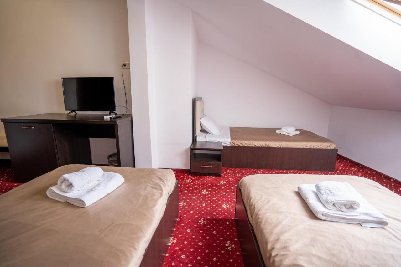 Hotel N Residence Timisoara Bagian luar foto