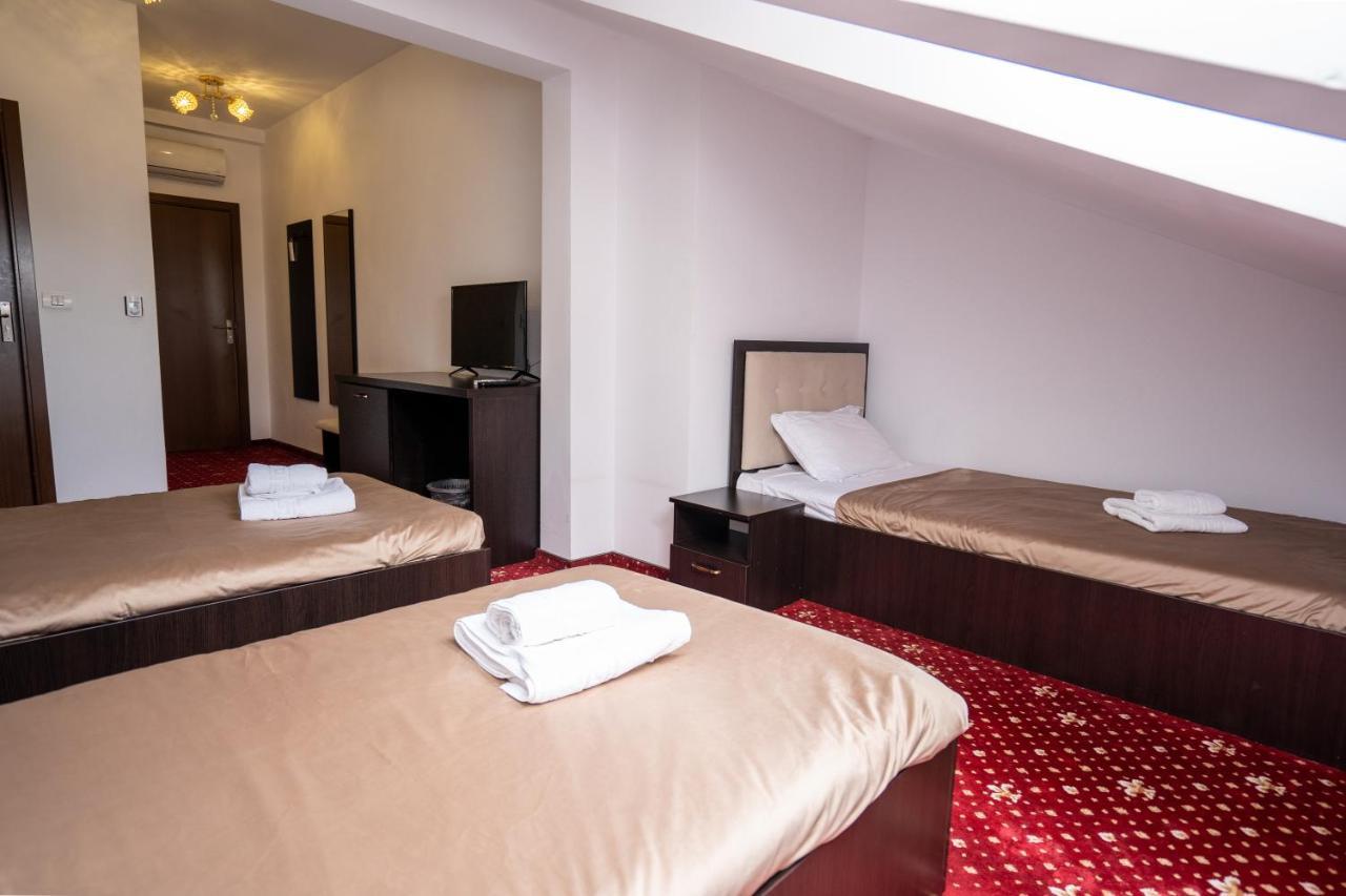 Hotel N Residence Timisoara Bagian luar foto